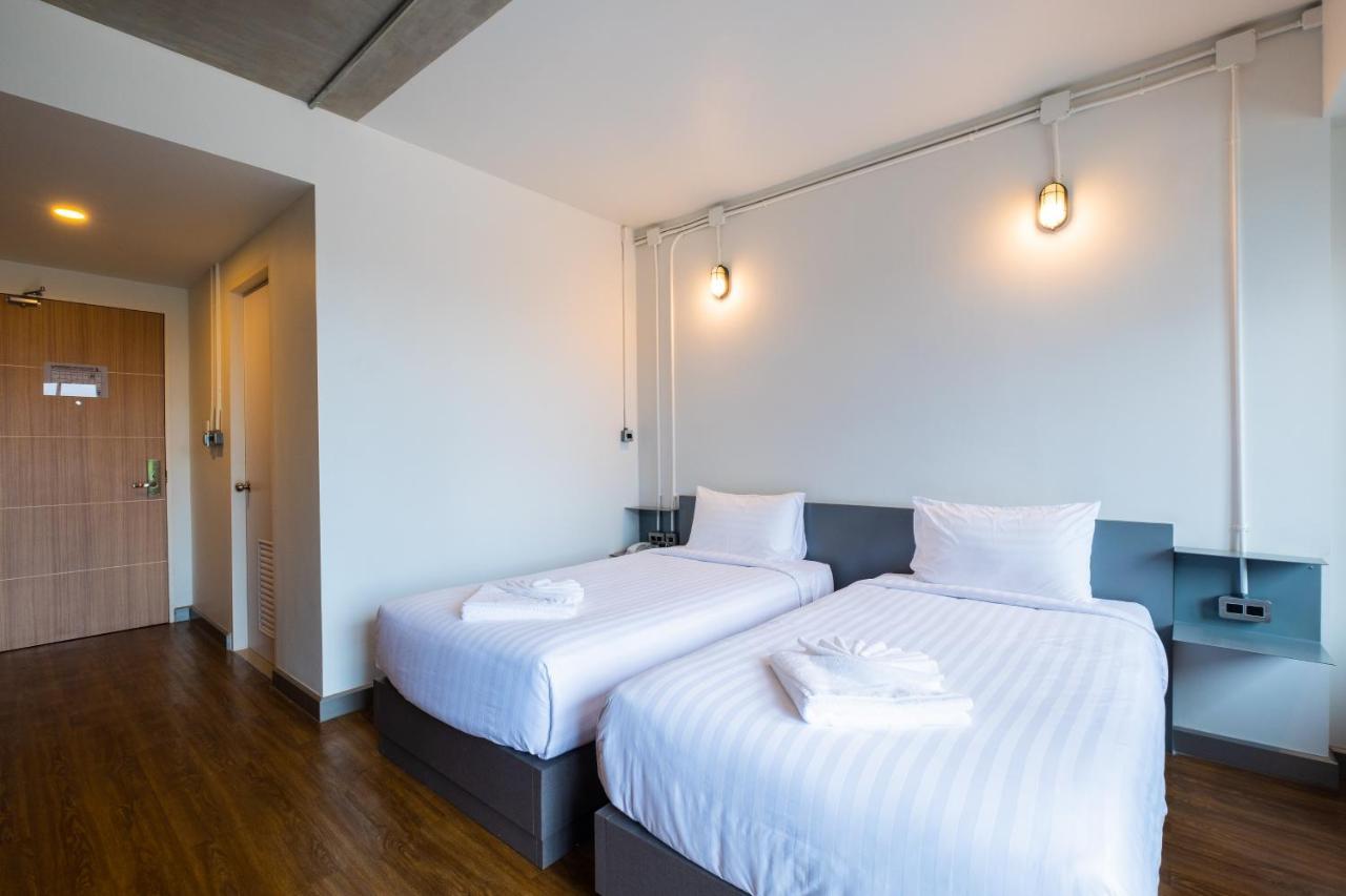 S.22 Hotel Suratthani Surat Thani Exterior foto